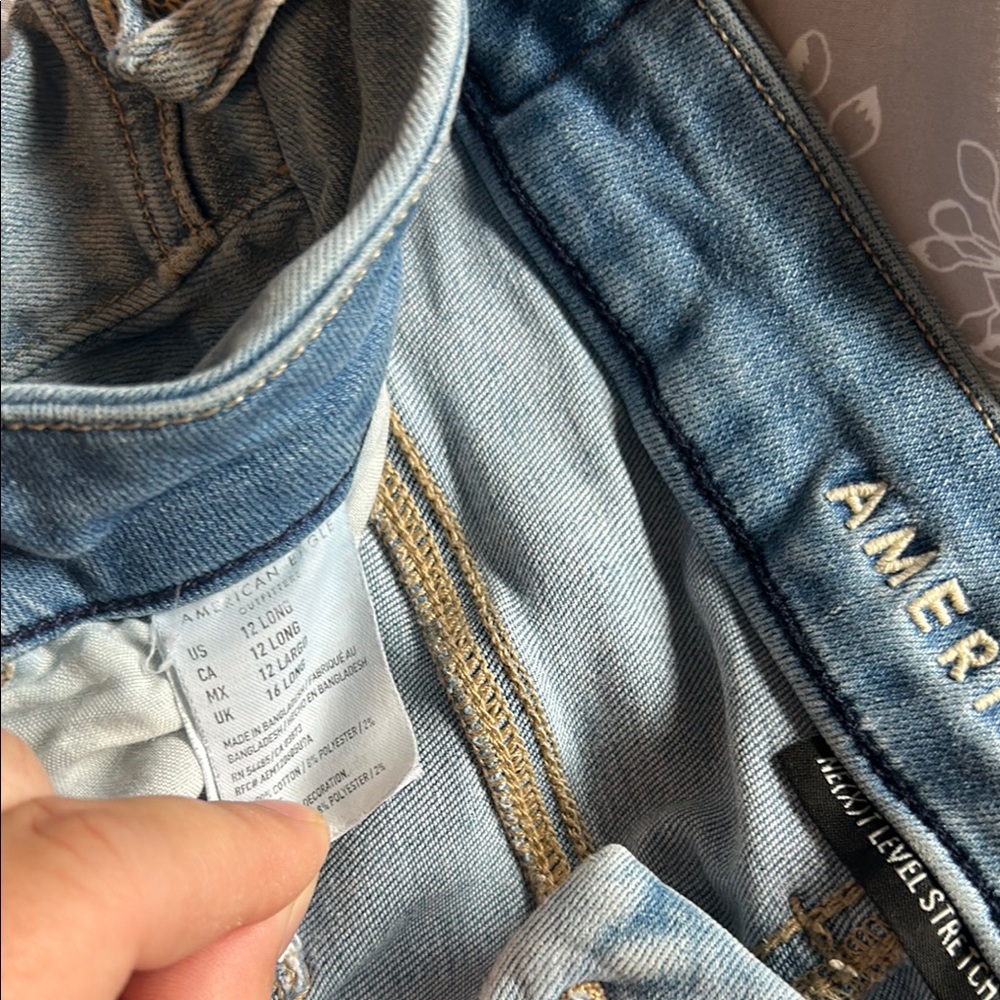 American eagle curvy jeans 12 - Picture 2 of 3